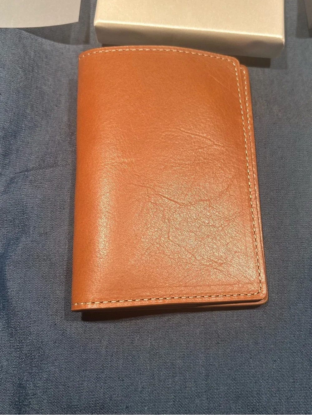 Glasgow Barrington Leather passport holder